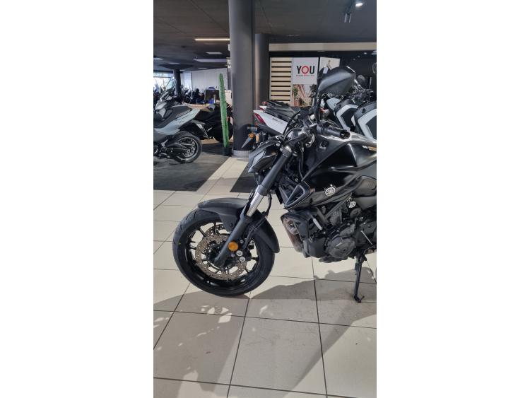 YAMAHA MT-07 (47.5CV)