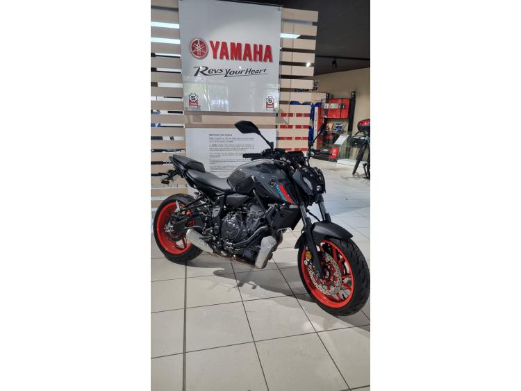 YAMAHA MT-07 (47.5CV)