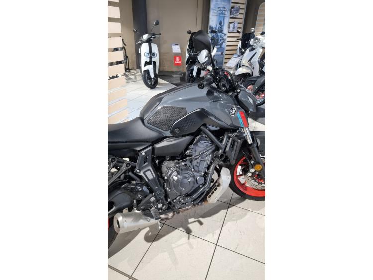 YAMAHA MT-07 (47.5CV)