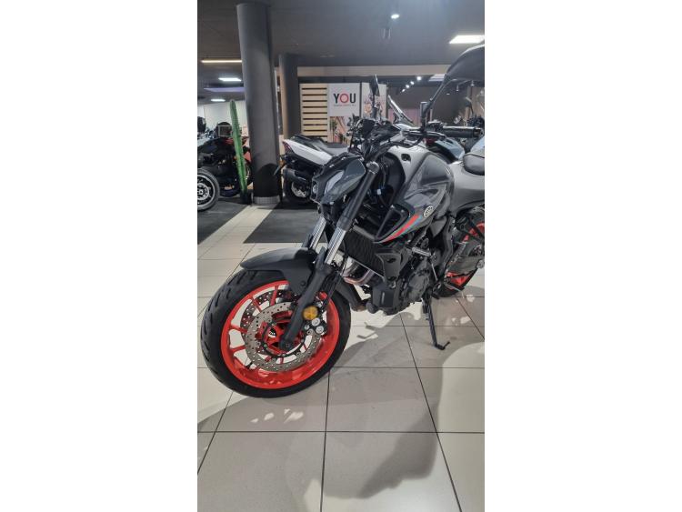 YAMAHA MT-07 (47.5CV)