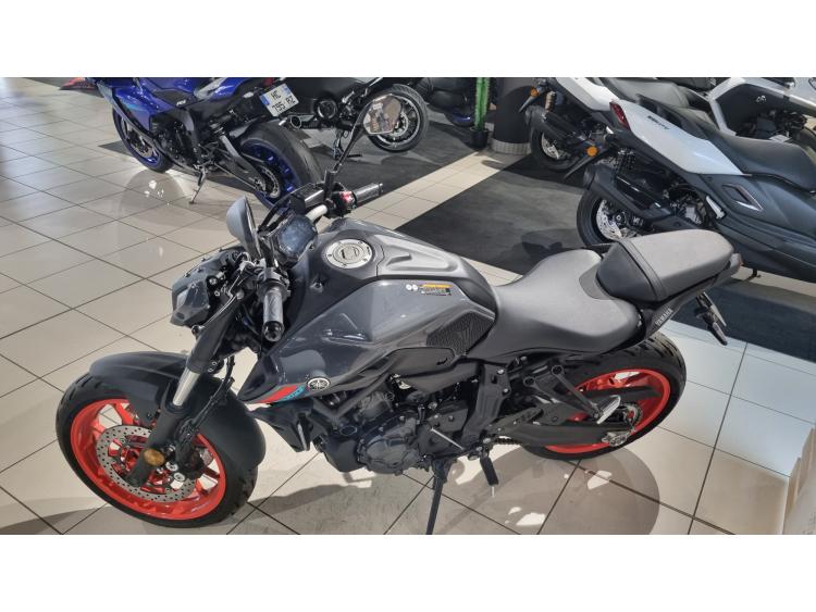 YAMAHA MT-07 (47.5CV)