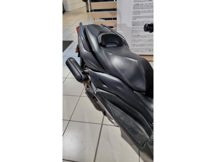 YAMAHA XMAX 125