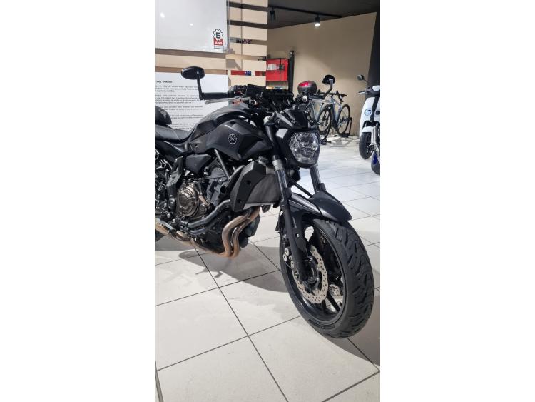 YAMAHA MT-07 (47.5CV)