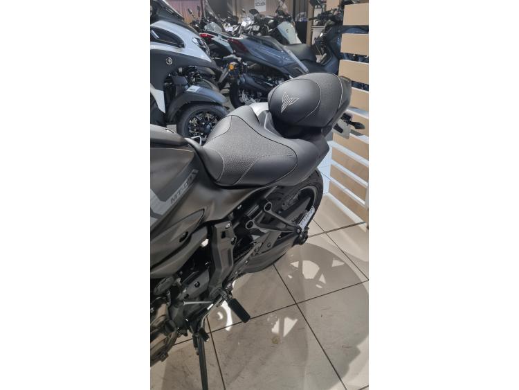 YAMAHA MT-07 (47.5CV)