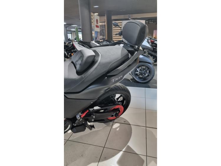 YAMAHA XP T-MAX 560