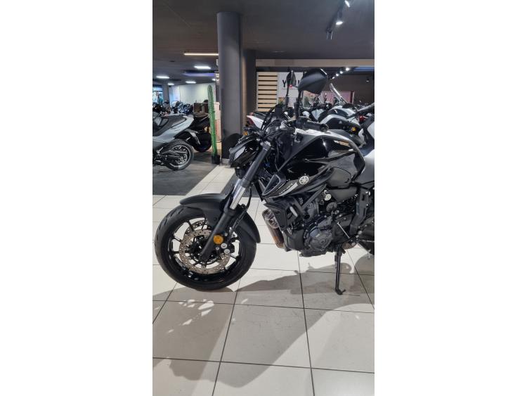 YAMAHA MT-07 (47.5CV)
