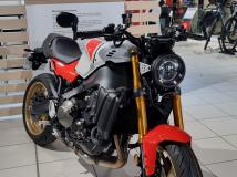 YAMAHA XSR 900