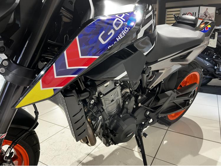 KTM 890 DUKE GP