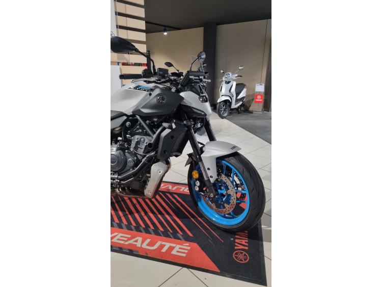 YAMAHA MT-07 (47.5CV)
