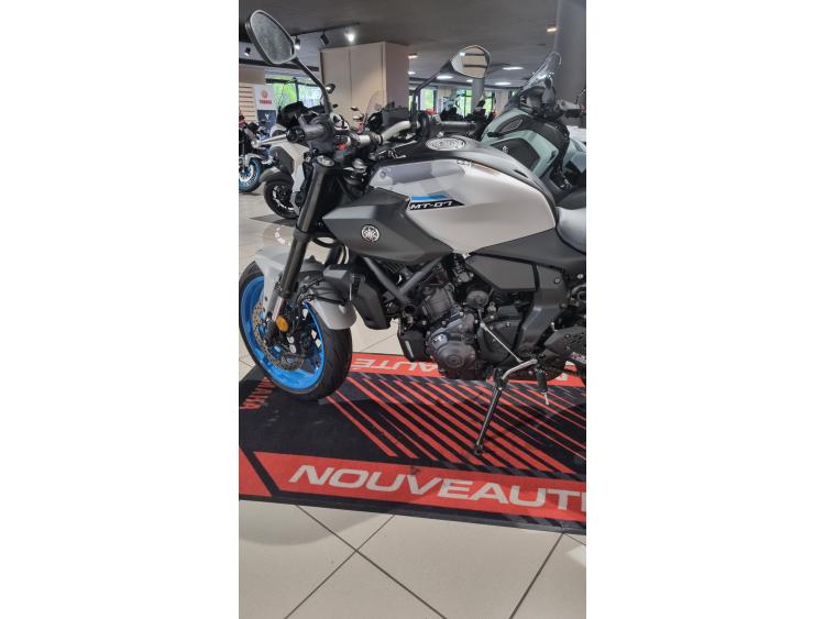 YAMAHA MT-07 (47.5CV)