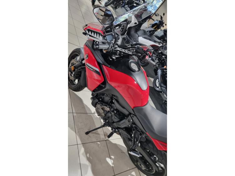 YAMAHA TRACER 7
