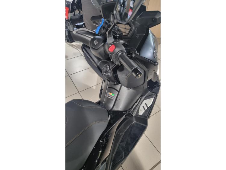 YAMAHA XMAX 125 TECH MAX