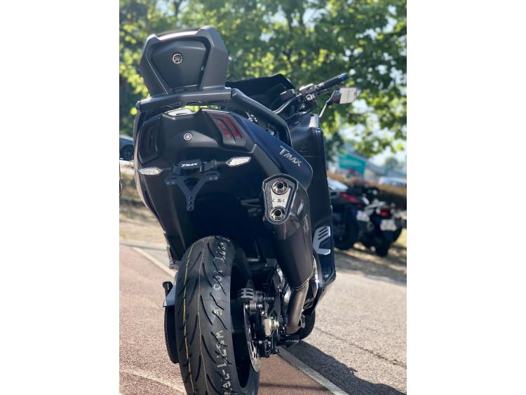 TMAX SX Sport Edition